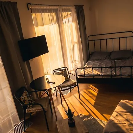 Apartment With Private Jacuzzi & Terrace In The Center Of Prague Lejlighed