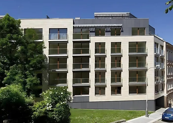 Apartment With Private Jacuzzi & Terrace In The Center Of Prague