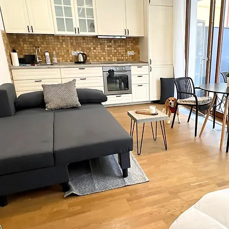 Modern With Spacious Terrace Andel * プラハ