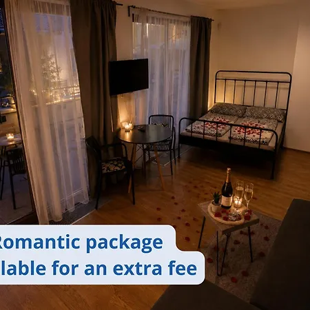 Apartament With Private Jacuzzi & Terrace In The Center Of Praga