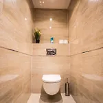 With Private Jacuzzi & Terrace In The Center Of