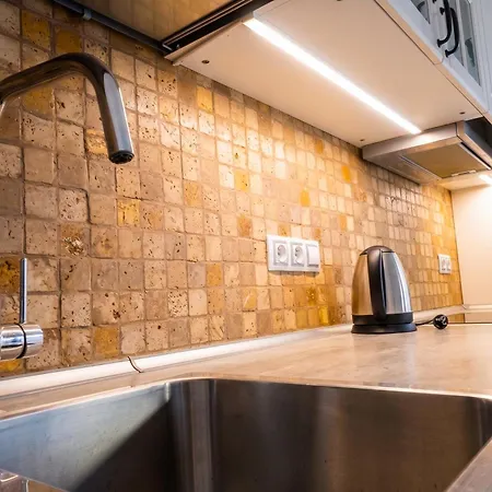 With Private Jacuzzi & Terrace In The Center Of Praga